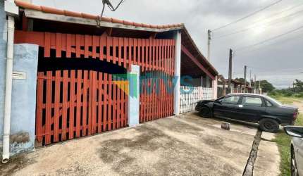 Imperdível! Casa à venda em Itanhaém-SP, Jardim Regina: 2 quartos, 2 salas, 2 banheiros, 2 vagas, 90m² de área. Aproveite!