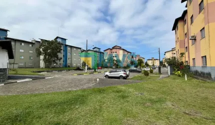 Apartamento à venda em Itanhaém-SP no bairro Umuarama - 2 quartos, 2 salas, 1 banheiro, 1 vaga de garagem - 54,00 m² de área.