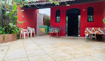 Imperdível! Casa à venda em Itanhaém-SP, Jardim Grandesp: 3 quartos, 1 suíte, 1 sala, 3 banheiros, 2 vagas, 97,54m². Venha conferir!