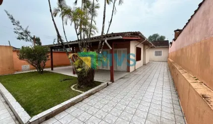 Casa à venda em Itanhaém-SP, no Jardim Jamaica: 3 quartos, 2 suítes, 2 salas, 3 banheiros, 4 vagas e 128m² de área!