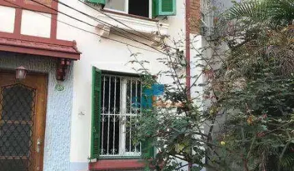 Sobrado 130m² com 03 suítes e 01 vaga em condomínio - Vende em Santana