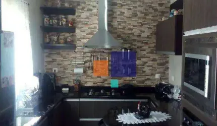 Casa Alto Padrão 440m² c/ Piscina, 03 suítes e 05 vagas - Vende - Jardim Maringá