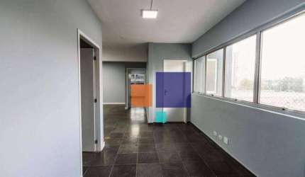 Conjunto Comercial com 210m², 04 banheiros e 02 vagas - Aluga  na Vila Leopoldina