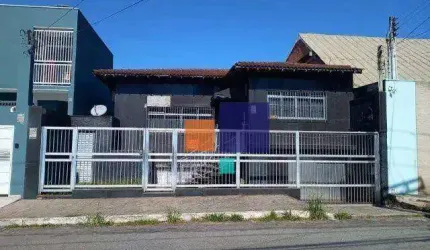 Casa 240m² com 04 dormitórios(01 suíte), 05 banheirosa, 02 vagas e piscina - Aluga-se na Vila Brasílio Machado