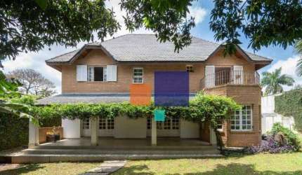 Casa encantadora com 500m², 03 suítes e 04 vagas - Vende-se - Chácara Monte Alegre