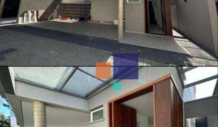 Casa em Condomínio com 472m², 03 suítes, 03 vagas com piscina - Vende-se no Jardim dos Estados