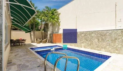 Casa Alto Padrão com 235m², 03  suítes, 04 vagas e piscina - Vende-se em Vinhedo