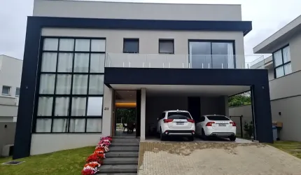 Casa em Condomínio 306 m2. Santo Inácio