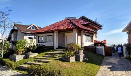 Casa à venda  Condomínio Fechado, 5 quartos  Uberaba