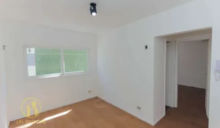Apartamento à venda ou locação,  38 m², com 1 dormitório e 1 vaga. Pinheiros
