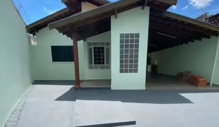 Casa a venda com 3 dormitorios   Vila Central  Assis SP