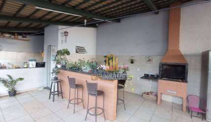 Casa à venda, 260 m² por R$ 720.000,00 - Setor Leste Universitário - Goiânia/GO