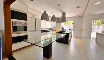 Sobrado com 4 quartos no Setor Jaó