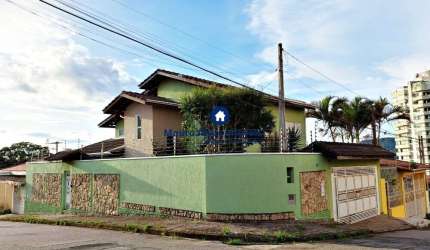 Casa com 3 quartos à venda na Vila Lavínia, Mogi das Cruzes , 213 m2 por R$ 900.000