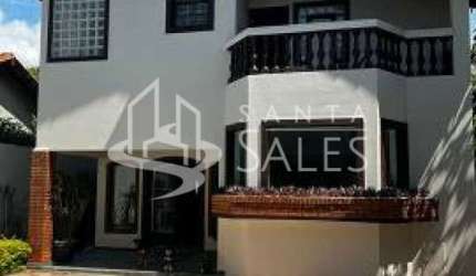 Casa em Butantã com 300m², com 3 suítes e 4 vagas de garagem