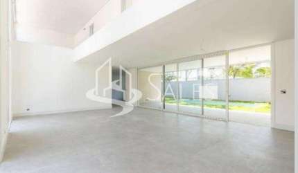 Casa de luxo em condomínio no Jardim Cordeiro, São Paulo-SP: 4 quartos, 4 suítes, 2 salas, 6 banheiros, 4 vagas, 686 m².