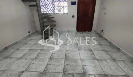 Casa à venda em São Paulo-SP, bairro Ipiranga: 3 quartos, 2 banheiros, 2 vagas, 132m² de área.