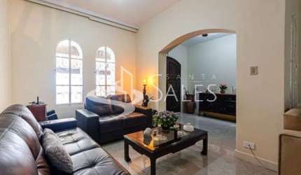 Excelente oportunidade: Casa à venda em São Paulo-SP, Vila Pompéia! 4 quartos, 3 suítes, 1 sala, 4 banheiros, 2 vagas de garagem, 156 m².