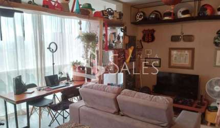 Imperdível oportunidade de investimento: Apartamento à venda em São Paulo-SP, Real Parque - Morumbi, 1 quarto, 1 banheiro, 1 vaga, 35m².