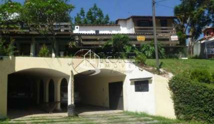 Casa assobradada à venda em Itapevi-SP, Condomínio Nova São Paulo: 3 quartos, 1 suíte, 2 salas, 5 banheiros, 6 vagas, 600m².