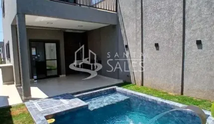 Casa em Condomínio à Venda em Santana de Parnaíba-SP  3 Quartos  1 Suíte  2 Vagas  126 m²  Villas do Jaguari