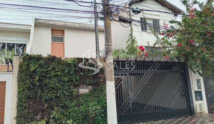 Imperdível residência à venda em São Paulo-SP, Mirandópolis: 3 quartos, 2 suítes, 1 sala, 1 banheiro, 2 vagas de garagem, 190m².