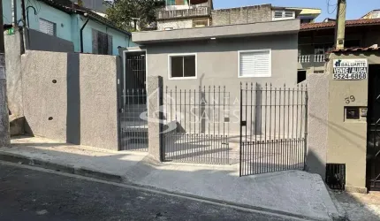 Imperdível oportunidade! Casa à venda em São Paulo-SP, Vila Santana. 3 quartos, 1 sala, 1 banheiro, 2 vagas, 250m².