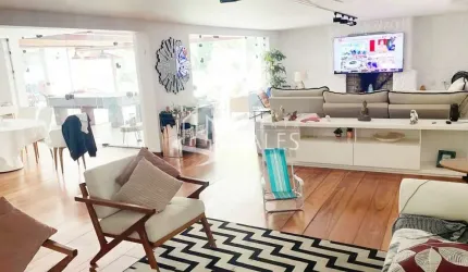 Imperdível: Casa à venda em São Paulo-SP, Alto de Pinheiros, 4 quartos, 4 suítes, 6 banheiros, 6 vagas, 460m²!