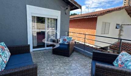 Imperdível oportunidade: Casa à venda em São Paulo-SP, Conjunto Residencial Vista Verde - 3 quartos, 4 banheiros, 2 vagas - 245,00 m².
