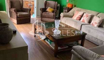 Casa à venda em São Paulo-SP, Vila Campo Grande  3 quartos, 1 sala, 2 banheiros, 2 vagas de garagem  220m² de área