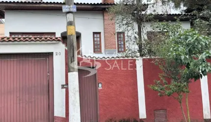 Imóvel exclusivo em São Paulo-SP: Casa de 5 quartos no Sumarezinho, com 3 suítes, 2 salas, 4 banheiros, 4 vagas e 300m² de área.