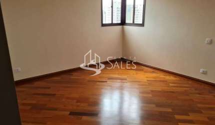 BELISSIMO APTO COM 03 SUITES EM MOEMA