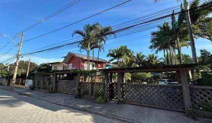 Apartamento semi mobiliado em Campeche, Florianópolis/SC
