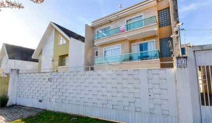 Sobrado com 3 quartos à venda em Atuba - PR