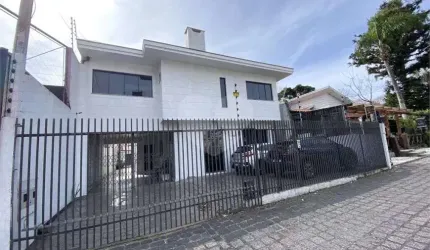 Sobrado com 8 quartos à venda em Hugo Lange - PR
