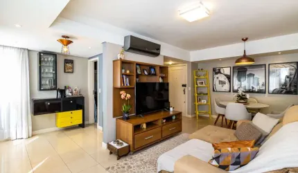 Apartamento com 2 quartos à venda na Rua Santa Cecília, 2321, Rio Branco, Porto Alegre por R$ 730.000
