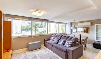 Apartamento com 3 quartos à venda na Rua Carlos Von Koseritz, 1400, Higienópolis, Porto Alegre por R$ 990.000