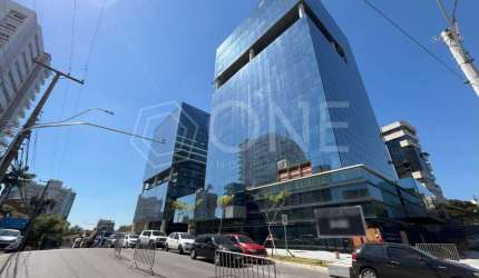 Prédio para alugar na Avenida Carlos Gomes, 1130, Três Figueiras, Porto Alegre por R$ 916.401