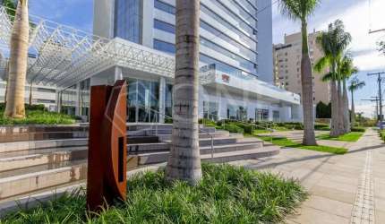 Ponto comercial para alugar na Avenida Doutor Nilo Peçanha, 3205, Jardim Europa, Porto Alegre por R$ 35.867