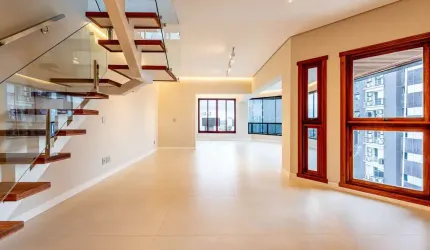Cobertura com 3 quartos à venda na Rua João Caetano, 200, Três Figueiras, Porto Alegre por R$ 2.490.000