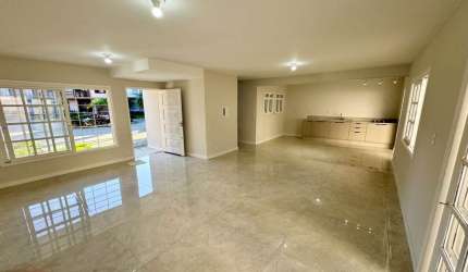 Casa em condomínio fechado com 4 quartos à venda na Rua Conrado Ferrari, 71, Jardim Isabel, Porto Alegre por R$ 950.000