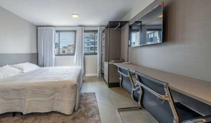 Apartamento com 1 quarto para alugar na Rua Professor Duplan, 50, Rio Branco, Porto Alegre por R$ 3.000