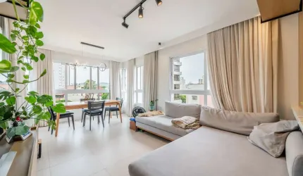 Apartamento com 2 quartos à venda na Avenida Lageado, 721, Petrópolis, Porto Alegre por R$ 899.000