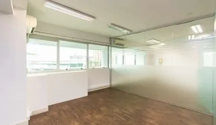 Sala comercial à venda na Avenida Doutor Nilo Peçanha, 1851, Três Figueiras, Porto Alegre por R$ 1.516.080