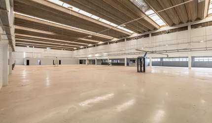 Prédio para alugar na Avenida das Indústrias, 915, Anchieta, Porto Alegre por R$ 150.000