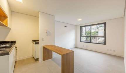 Apartamento com 1 quarto para alugar na Rua Castro Alves, 1063, Moinhos de Vento, Porto Alegre por R$ 2.990