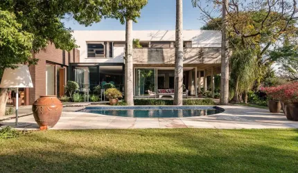 Casa com 4 quartos à venda na Rua Doutor Barbosa Gonçalves, 451, Chácara das Pedras, Porto Alegre por R$ 25.000.000