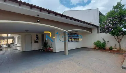Casa assobradada  a Venda Terreno de 309,38 M² , 219,86 M² de construção  .