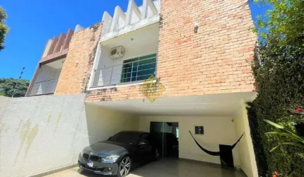 Sobrado à venda, 3 quartos, 1 suíte, 3 vagas, Alto Alegre - Cascavel/PR