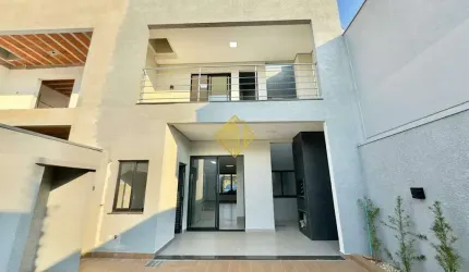 Sobrado com Piscina à venda no Tropical II